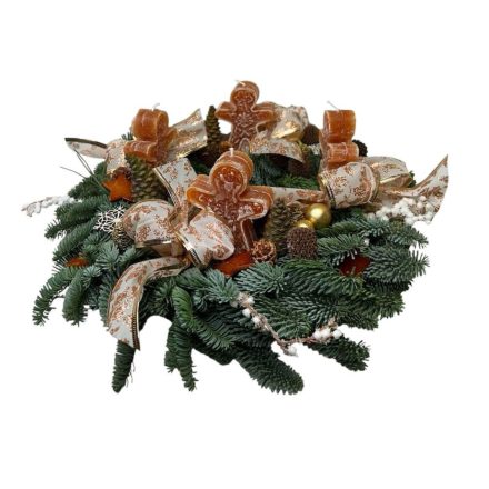 Adventi koszorú fenyő alapon, mézeskalács gyertyákkal