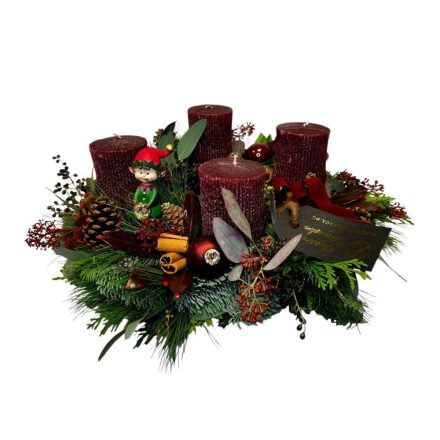 Adventi koszorú vegyes alapon, manóval