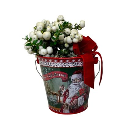 Hóbogyó karácsonyi kannában