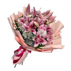 Liliom csokor anyák napi betűzővel 