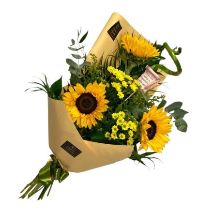 Napraforgós ballagási csokor szerencsebambusszal és betűzővel