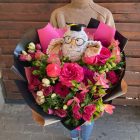 Pink - fekete ballagási csokor bagollyal