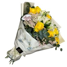   Rózsa csokor alstroemeriával, anyák napi betűzővel - sárga-fehér