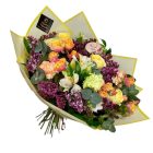 Sárga anyák napi vegyes csokor betűzővel