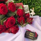 Vörös rózsa csokor 9 szál